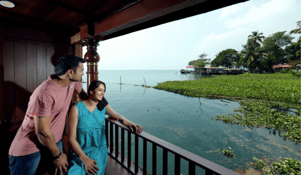 Luxury Houseboats in Alleppey