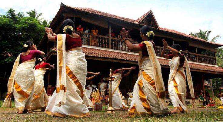 Celebrate Onam on an Alleppey Houseboat